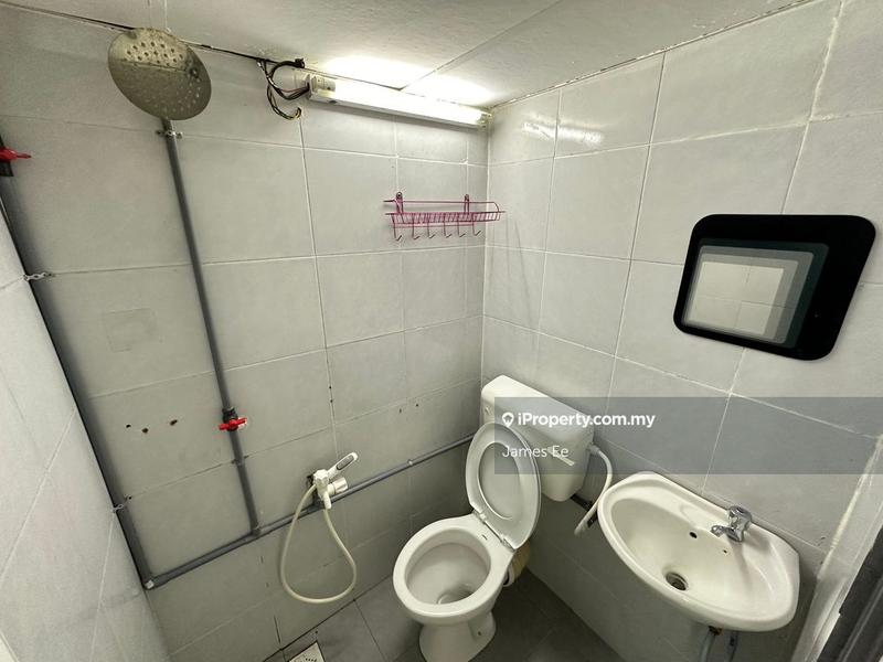 Flat for Rent in Damai Utama by James Ee - iProperty.com.my
