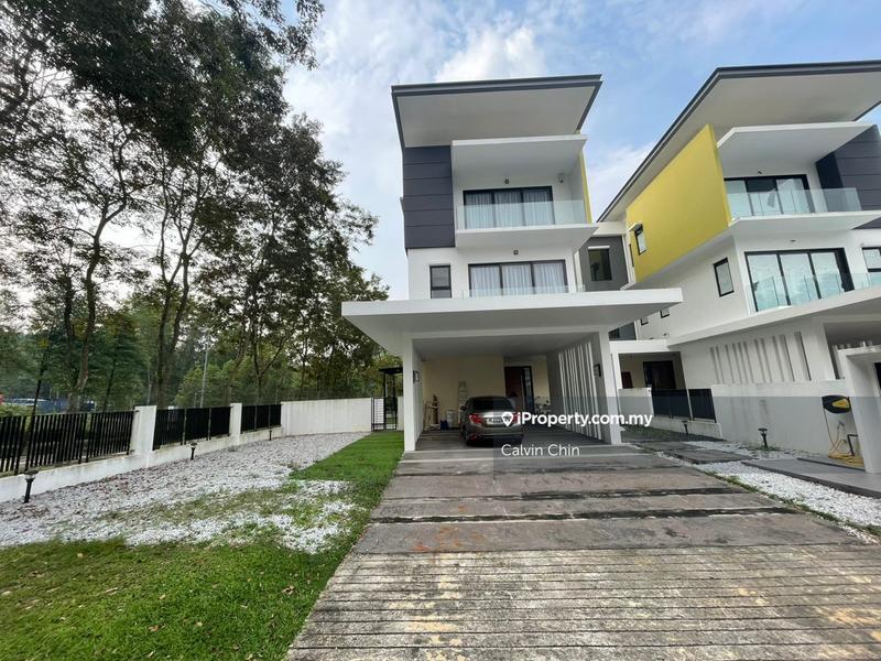 Rumah Berkembar untuk Dijual di Ampang, Selangor oleh Calvin Chin - iProperty.com.my