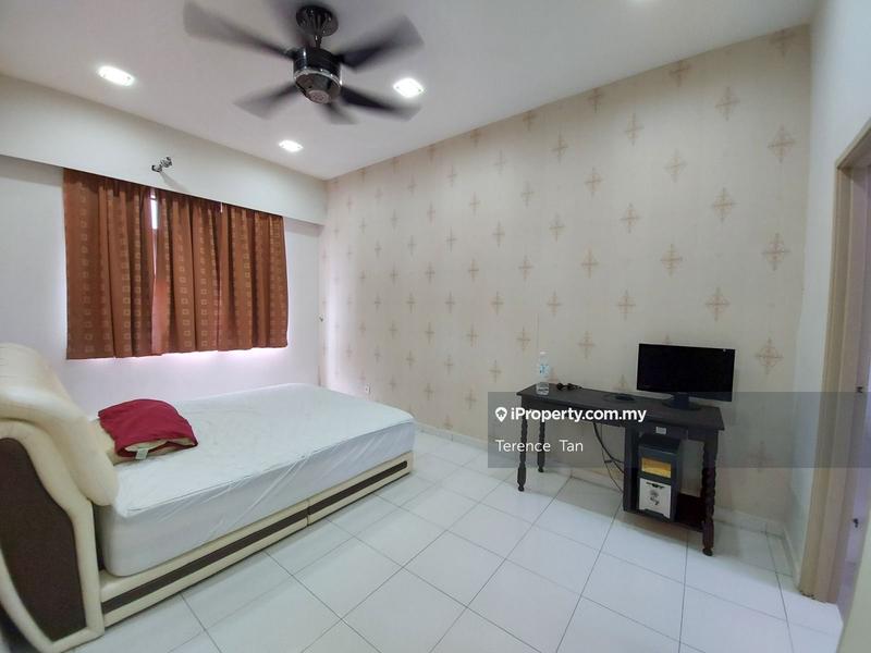 Service Residence for Sale in Jentayu Residensi @ Tampoi by Terence Tan - iProperty.com.my