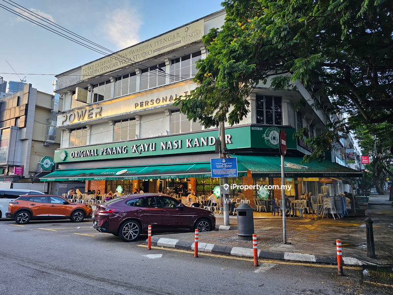 For Sale - 2 STOREY RARE UNIT ,JALAN TELAWI,JALAN MAAROF,LORONG MAAROF