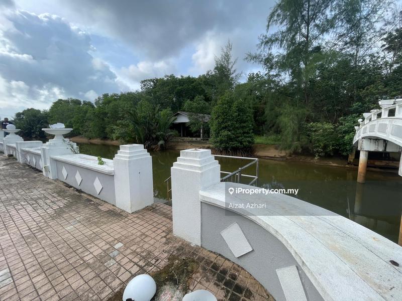 Bungalow House for Sale in Biggest Bangalow Terengganu Ibai Golf Country Club, Kuala Ibai by Aizat Azhari - iProperty.com.my