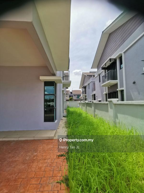 Semi-Detached House for Sale in Telok Panglima Garang, Selangor by Henry Tan JL - iProperty.com.my