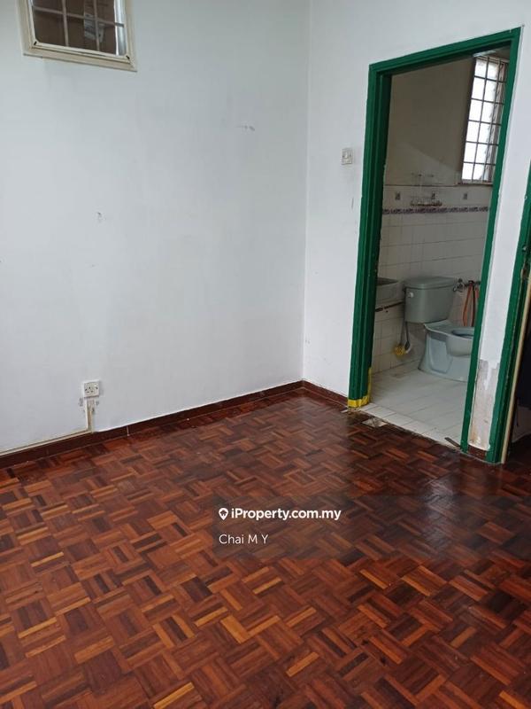 Rumah Teres 1.5-Tingkat untuk Dijual di Bandar Kinrara Seksyen 2, Bandar Kinrara oleh Chai M Y - iProperty.com.my