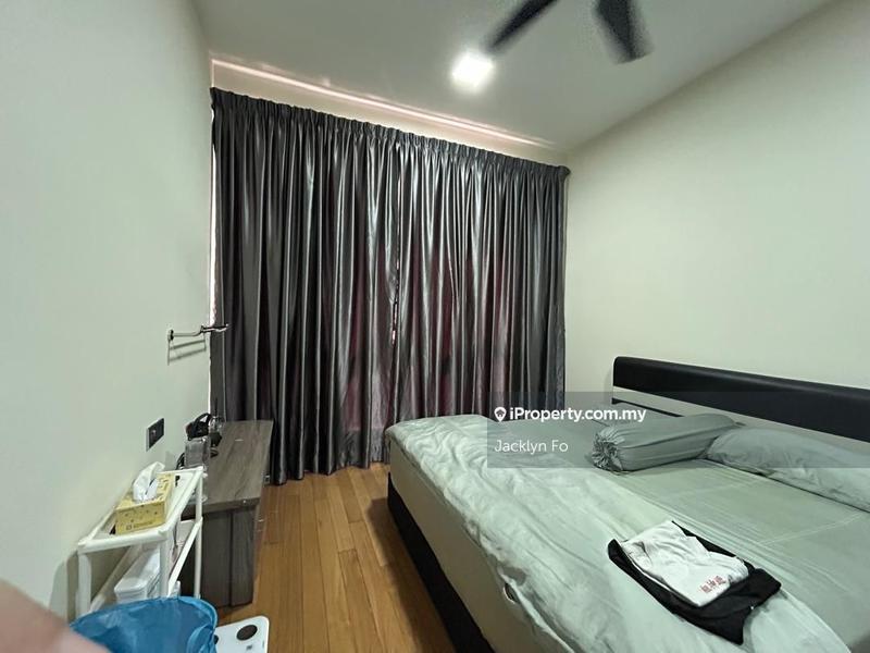 Rumah Teres 3-Tingkat untuk Dijual di Taman Equine, Seri Kembangan oleh Jacklyn Fo - iProperty.com.my
