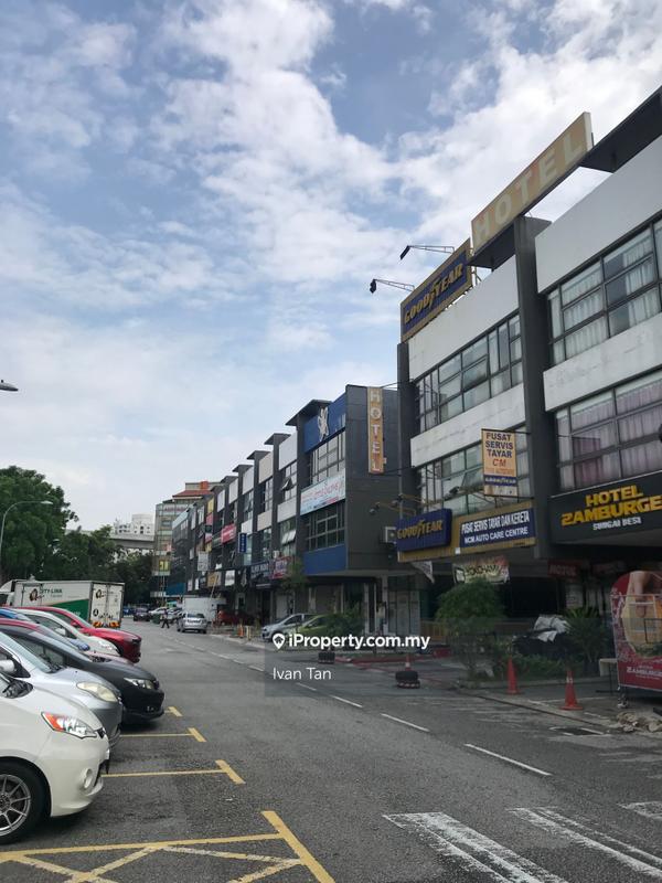 Pejabat untuk Disewa di Lake Fields, Sungai Besi oleh Ivan Tan - iProperty.com.my