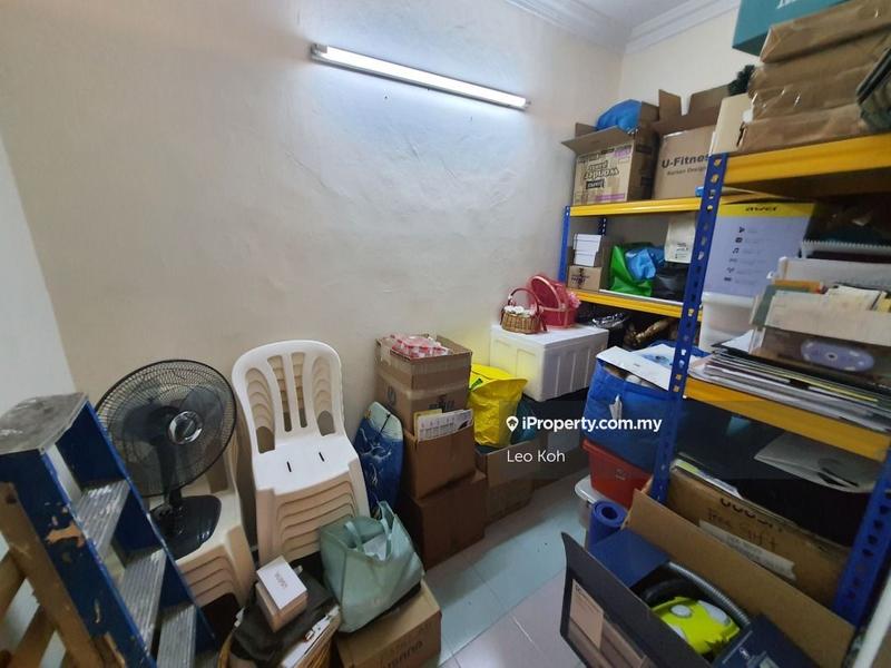 Rumah Berangkai 2 Tingkat untuk Dijual di Taman Serdang Raya, Seri Kembangan oleh Leo Koh - iProperty.com.my