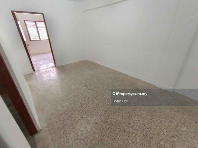 Pangsapuri untuk Dijual di Pangsapuri Mawar oleh BoBo Lee - iProperty.com.my