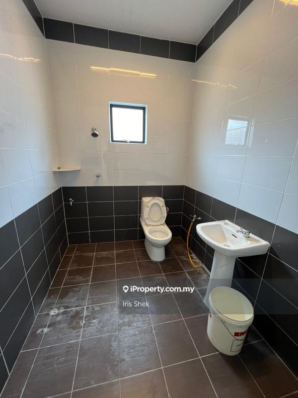 Rumah Berangkai 2 Tingkat untuk Dijual di Kota Kemuning, Shah Alam oleh Iris Shek - iProperty.com.my