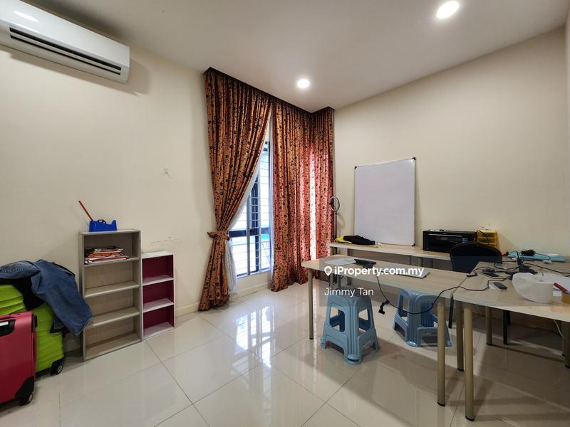 Rumah Berkembar untuk Dijual di Sungai Buloh, Selangor oleh Jimmy Tan - iProperty.com.my