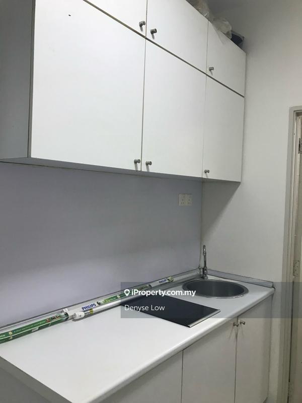 Service Residence for Sale in Centrestage Designer Suite by Denyse Low - iProperty.com.my