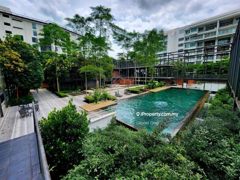 For Sale - Riana Green East