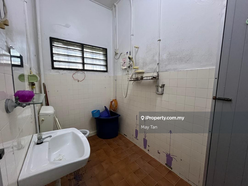 Rumah Berkembar untuk Dijual di Taman Ria, Kluang oleh May Tan - iProperty.com.my
