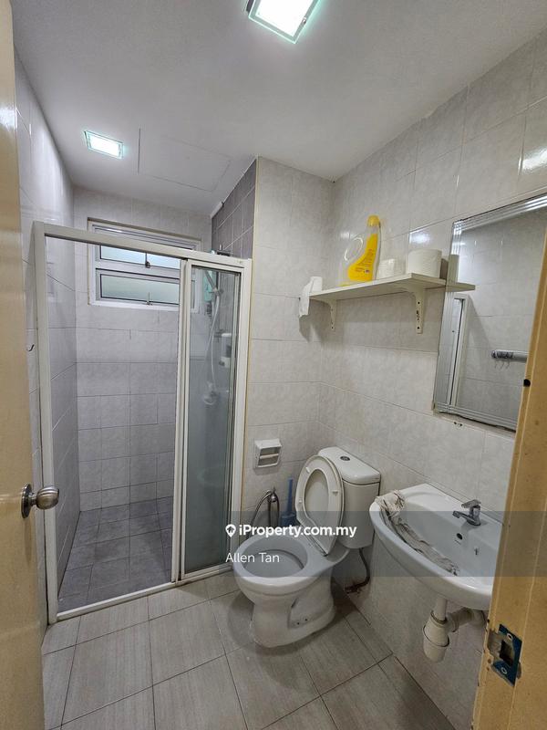 Condominium for Sale in Sterling by Allen Tan - iProperty.com.my