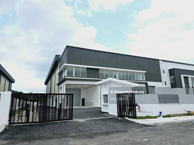 Warehouse for Sale in Factory Lot For Sale in Puncak Alam!!!, Puncak Alam by ERIC HEE - iProperty.com.my