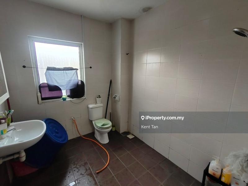Rumah Berangkai 2.5 Tingkat untuk Dijual di Suria Tropika, Seri Kembangan oleh Kent Tan - iProperty.com.my