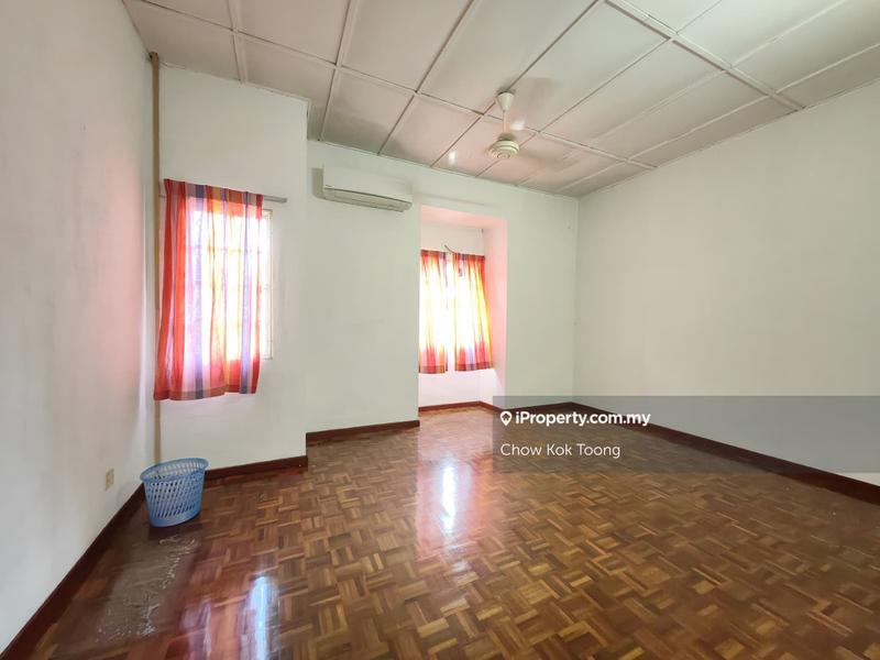 Rumah Teres 2-Tingkat untuk Dijual di Seksyen 9, Shah Alam oleh Chow Kok Toong - iProperty.com.my