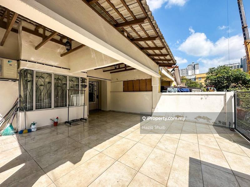 2-storey Terraced House for Sale in Taman Kelana Idaman, Ara Damansara by Haziq Shuib - iProperty.com.my