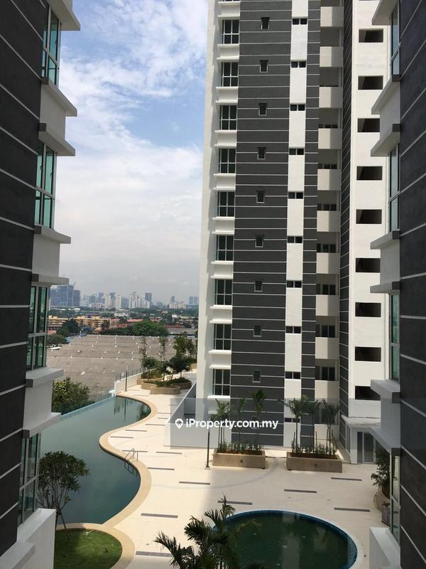 For Sale - Zeta Deskye (Alam Saujana)