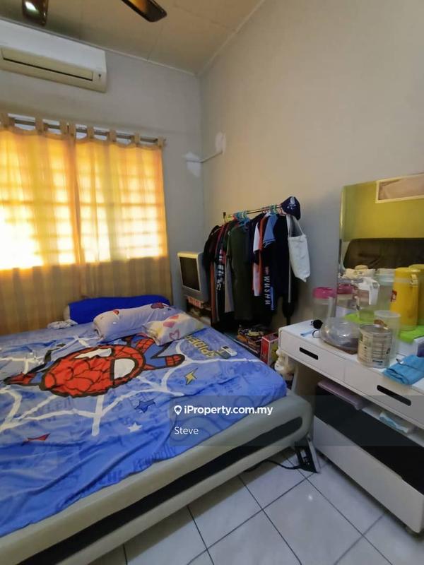 Rumah Teres 1-Tingkat untuk Dijual di Bandar Putra Permai, Seri Kembangan oleh Steve - iProperty.com.my
