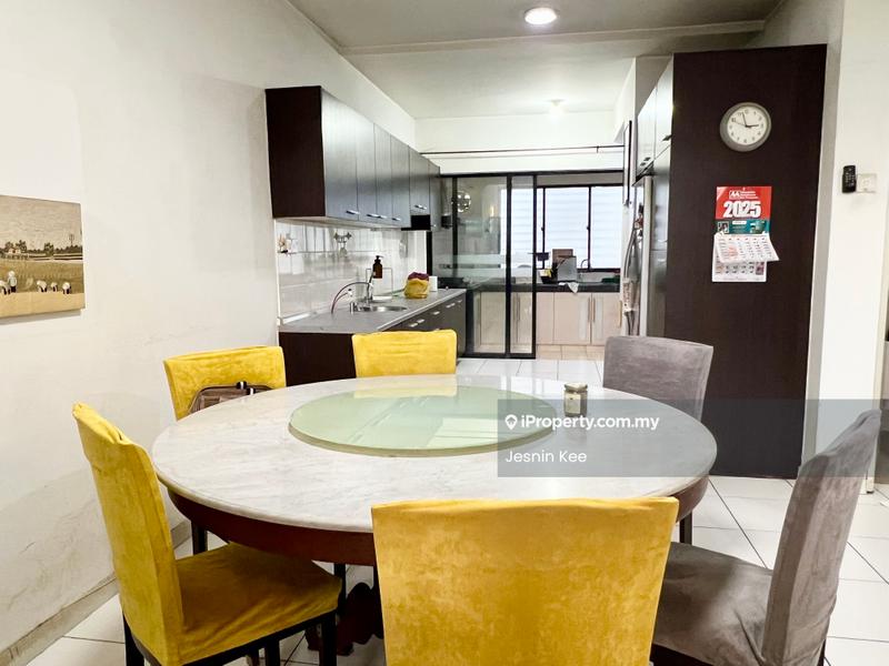 3-storey Terraced House for Sale in Lake Fields, Sungai Besi by Jesnin Kee - Dining Room - iProperty.com.my