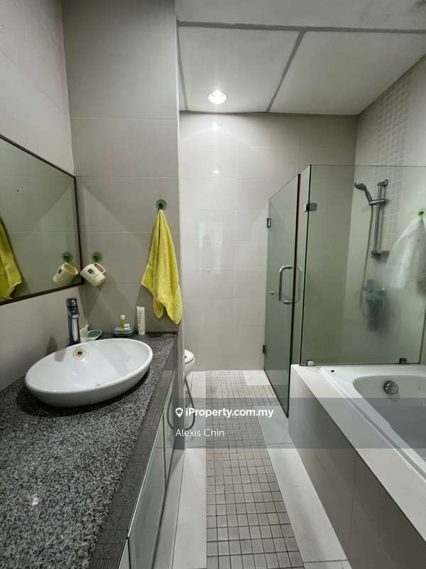 Kondominium untuk Dijual di Kiaramas Ayuria oleh Alexis Chin - iProperty.com.my