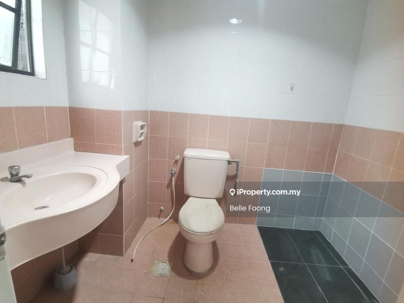 Kondominium untuk Disewa di Flora Green oleh Belle Foong - Bathroom - iProperty.com.my