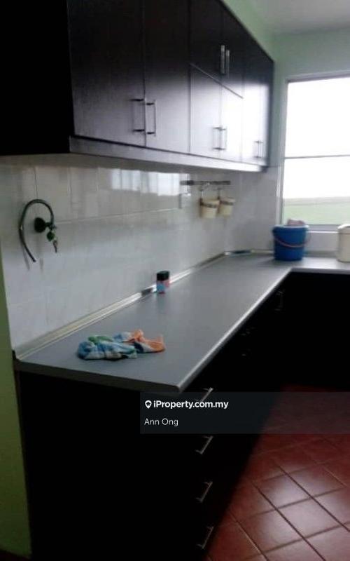 Condominium for Sale in La Vista Condominiums by Ann Ong - iProperty.com.my