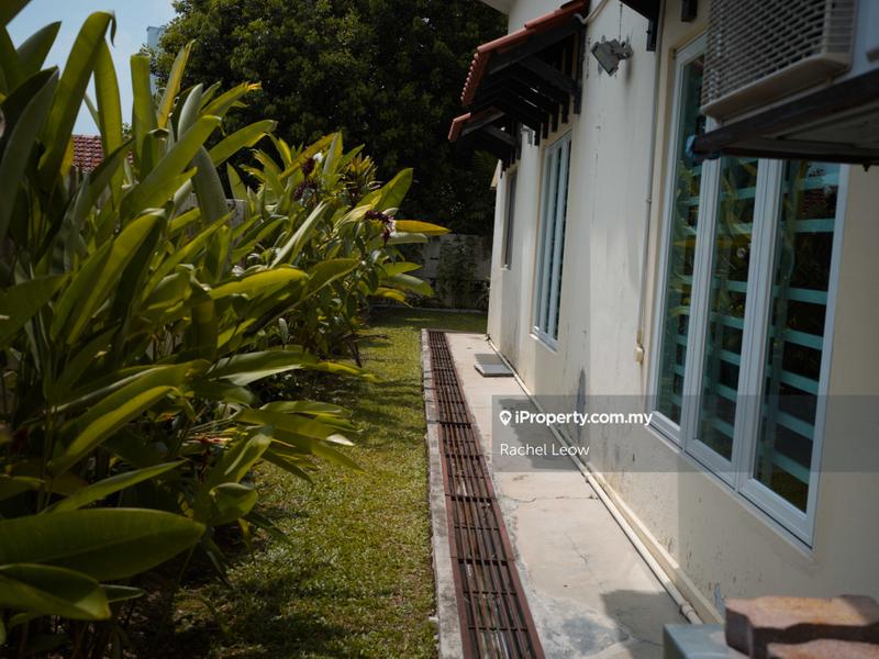 Bungalow House for Sale in smb5k, Petaling Jaya by Rachel Leow - iProperty.com.my