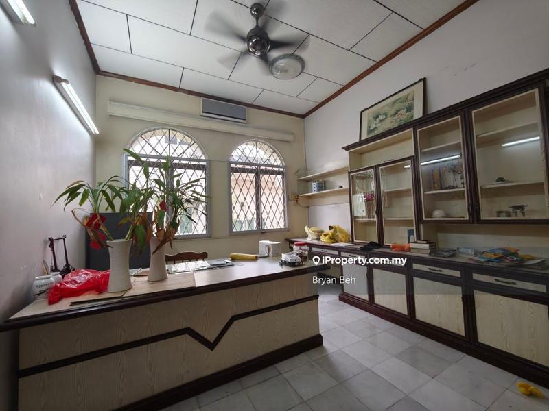 Bungalow House for Sale in Taman Taynton View, Cheras by Bryan Beh - iProperty.com.my