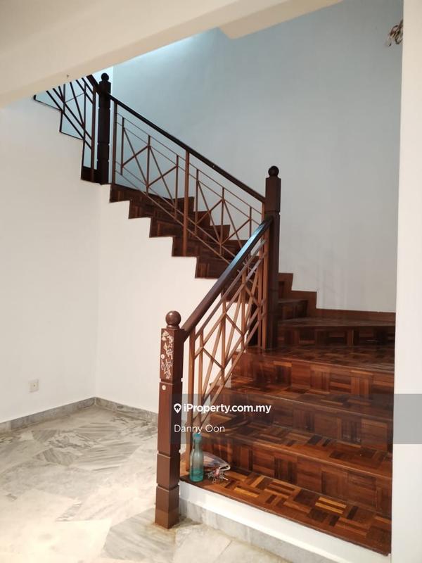 Rumah Berangkai 2 Tingkat untuk Dijual di Putra Heights, Subang Jaya oleh Danny Oon - iProperty.com.my