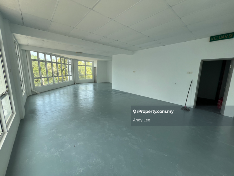 Shop / Office untuk Disewa di Taman Cahaya Alam, Shah Alam oleh Andy Lee - iProperty.com.my