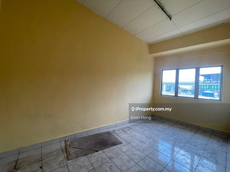 Rumah Pangsa untuk Dijual di Taman Serdang Perdana oleh Evon Heng - iProperty.com.my