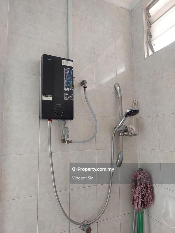 Apartment for Sale in Pangsapuri Seroja by Vincent Sin - iProperty.com.my