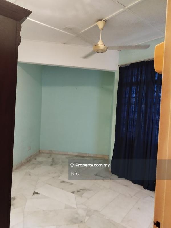 Rumah Berangkai 2 Tingkat untuk Dijual di Taman Subang Mewah, Subang Jaya oleh Terry - iProperty.com.my