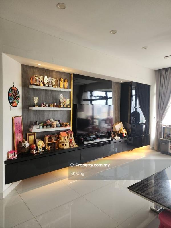 For Sale - Robson Condominium