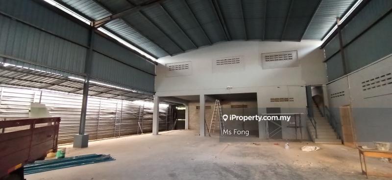 For Rent - Fully Covered Warehouse For Rent