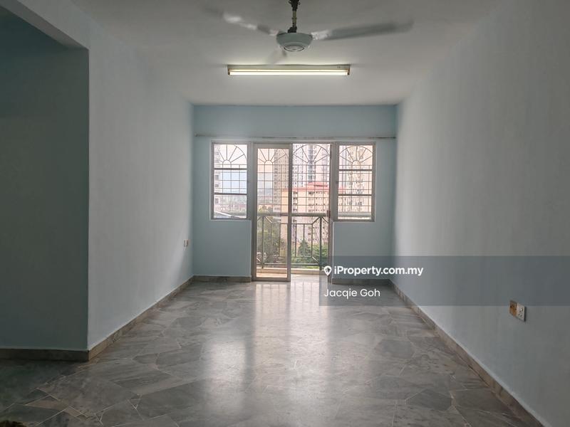 Kondominium untuk Disewa di Genting Court Condominium oleh Jacqie Goh - Living Room - iProperty.com.my