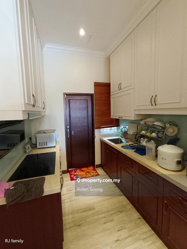 Rumah Berkembar untuk Dijual di Ayer Keroh, Melaka oleh Robin Soong - iProperty.com.my