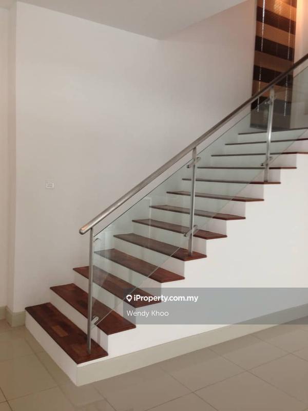 Bungalow House for Sale in Coner Super Land Villa Height, Seri Kembangan by Lawrence Khoo - iProperty.com.my