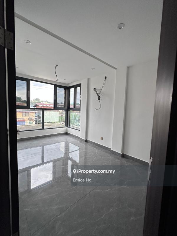 Banglo untuk Dijual di Likas, Kota Kinabalu oleh Emice Ng - iProperty.com.my