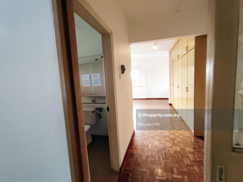 Bungalow House for Sale in Taman Bukit Tiram, Ulu Tiram by Alexius Lim - iProperty.com.my