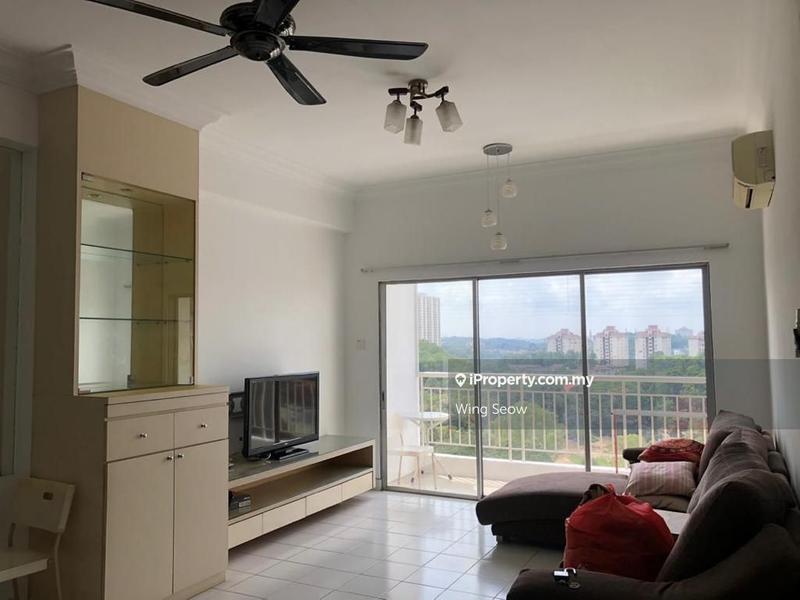 For Rent - Plaza Menjalara