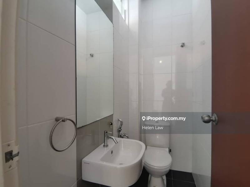 Rumah Berangkai 3 Tingkat untuk Dijual di Klebang, Melaka City oleh Helen Law - iProperty.com.my