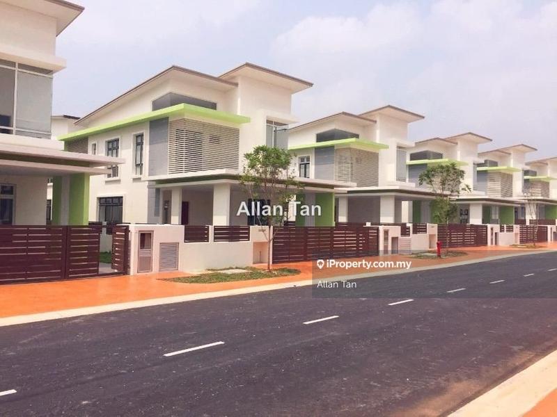 Banglo untuk Dijual di Casa Idaman Setia Alam, Setia Alam oleh Allan Tan - iProperty.com.my