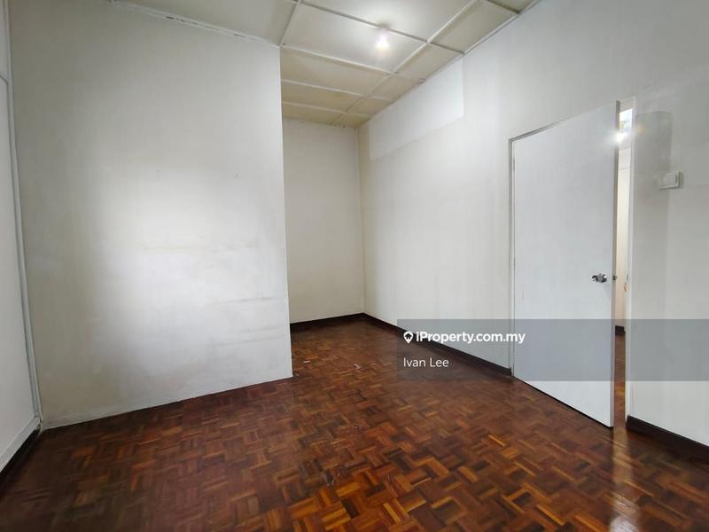 2-storey Terraced House for Sale in Taman Sea, Petaling Jaya by Ivan Lee - iProperty.com.my