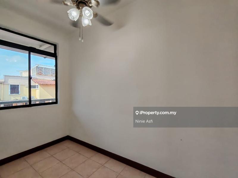 Rumah Bandar untuk Dijual di Cyber 11, Cyberjaya oleh Ninie Asfi - iProperty.com.my