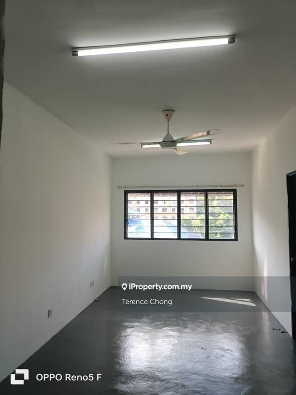 Rumah Pangsa untuk Dijual di Damai Utama oleh Terence Chong - iProperty.com.my