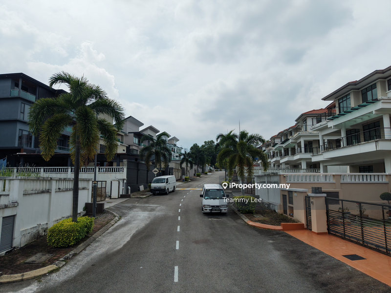 For Sale - Damai Gayana