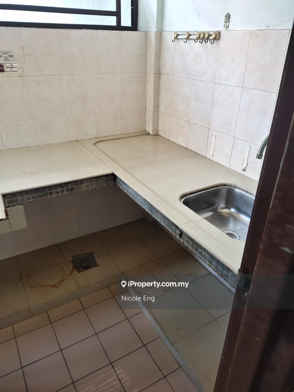 Rumah Teres 2-Tingkat untuk Dijual di Taman Puchong Tekali, Puchong oleh Nicole Eng - iProperty.com.my