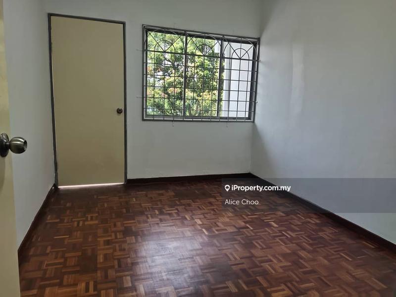Rumah Teres 2-Tingkat untuk Dijual di Taman Kluang Barat, Kluang, Johor, Kluang oleh Alice Choo - iProperty.com.my